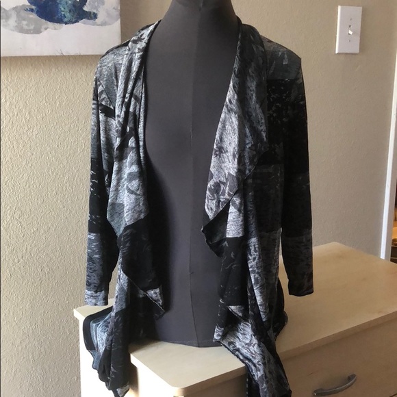 Cardigan - Picture 1 of 2